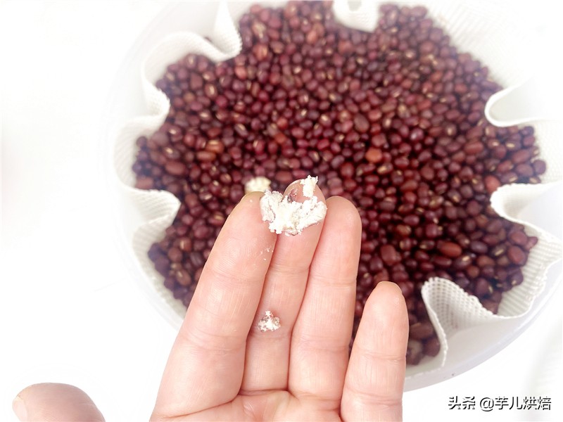 糯米糕怎么做（教大家蒸红豆糯米糕手不沾面零失败）