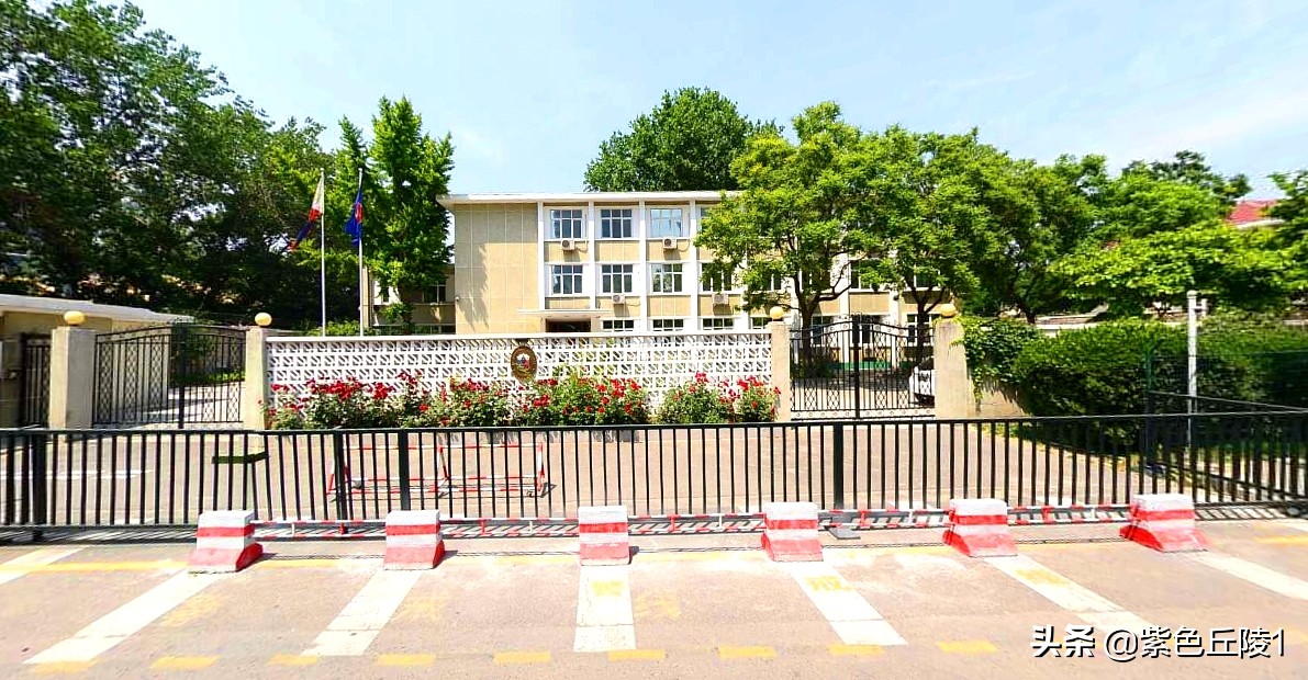 美国驻华大使馆有几个,美国驻华大使馆有几个领馆