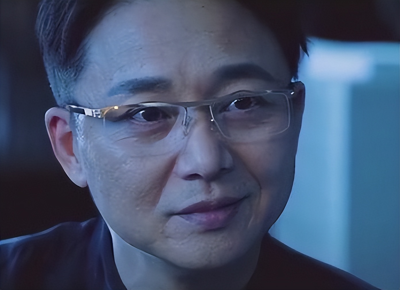 娱乐圈的8位"大叔圈顶流",越老越有魅力,连褶子都有男人味