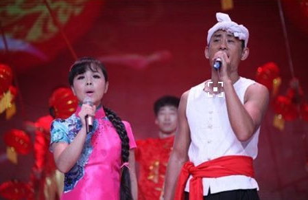 7位曾在春晚爆红的明星：有人三角恋，有人成网红，有人酒吧卖唱