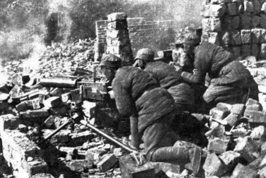 ��ԣ�������ģ�����Ĩ�ڹ������Ͻ����ֲ�����鸦���ǹ¾�ð��