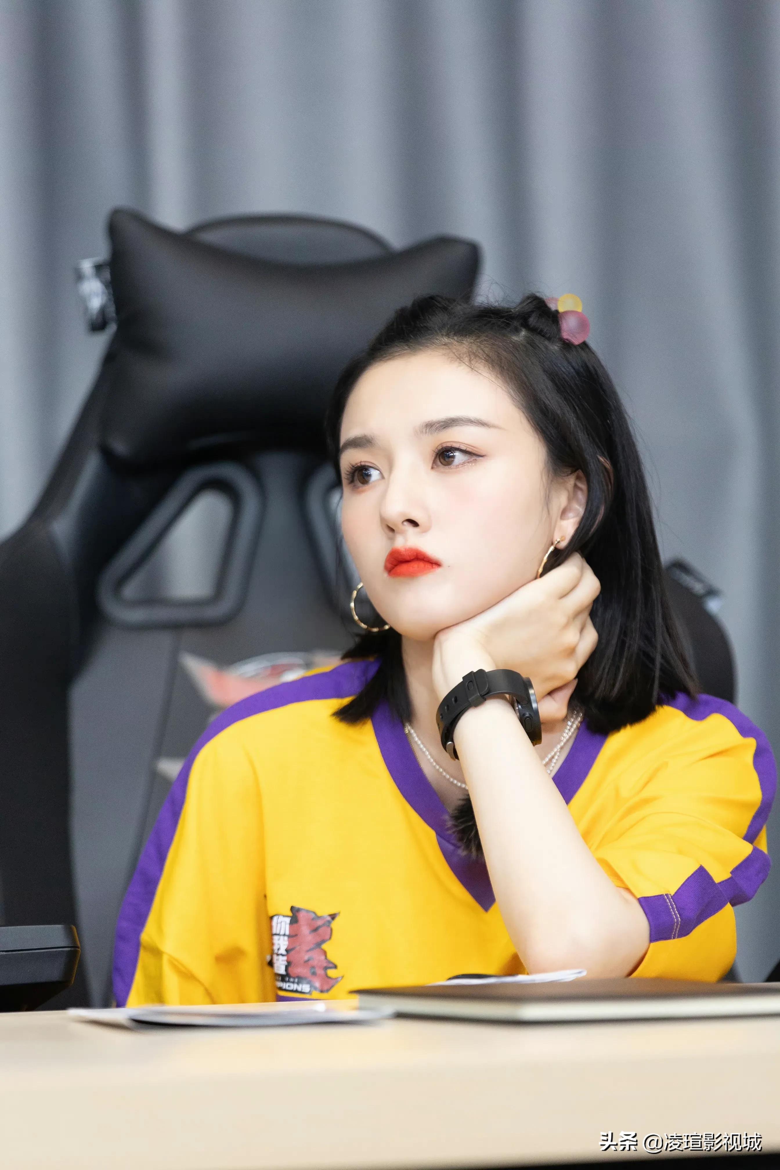 明星壁纸图片分享：宋祖儿（2）