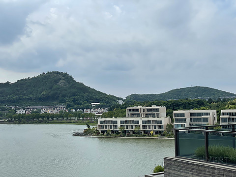 东钱湖希尔顿毕业记——湖景露台套房体验