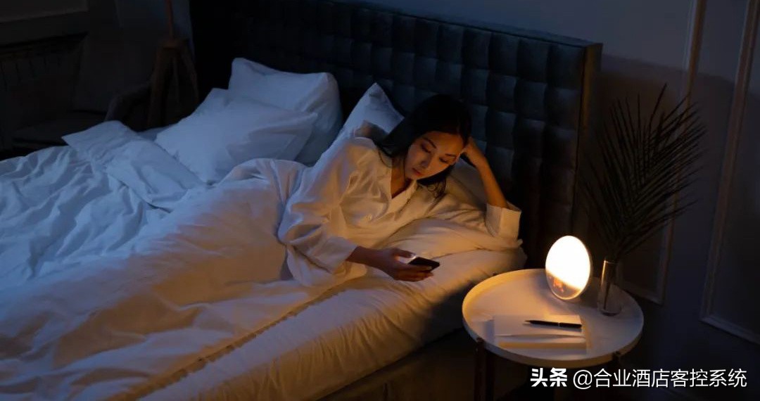 “沉浸式”遇上黑科技——智能酒店客控玩转客房新体验