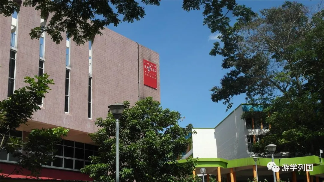 西伦敦大学（新加坡留学）