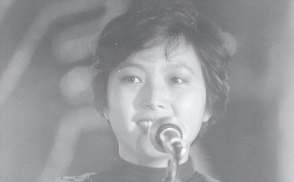 陈道明：娶央视主持人恩爱40年，和妻子互相成就，女儿是他的骄傲