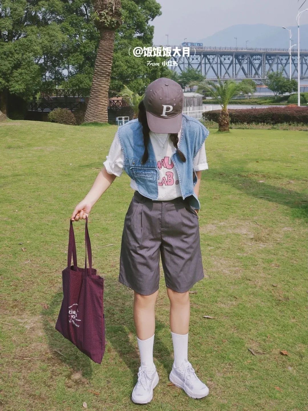 次次艳压00后小花，35岁的杨幂心机在哪儿？