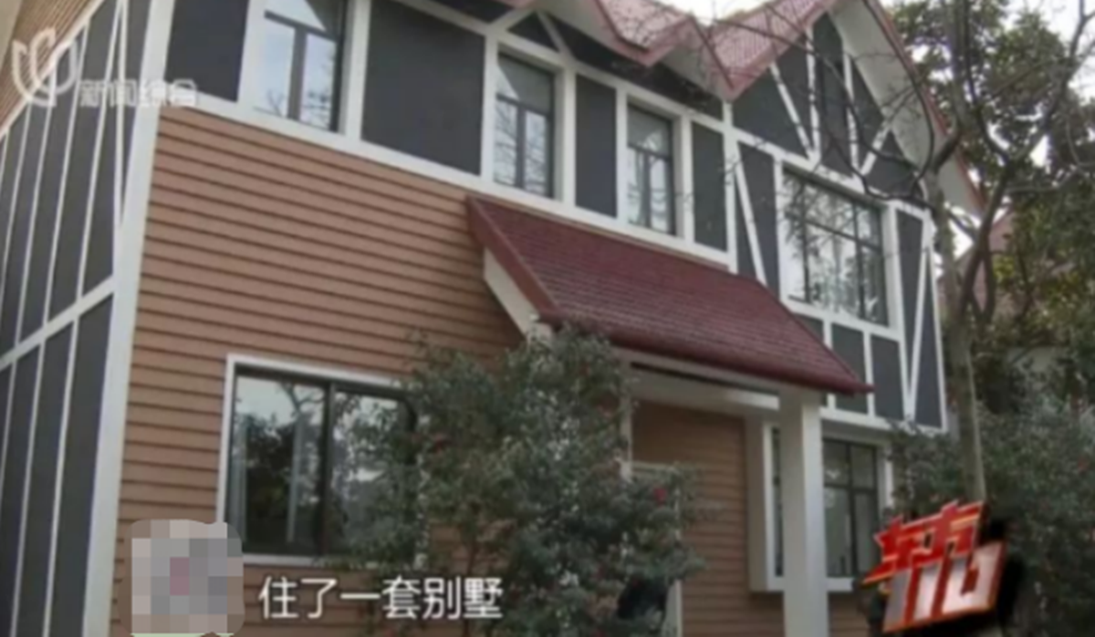 2012年，上海富商包养大学生，生仨娃花费2000万，最后发现被骗了