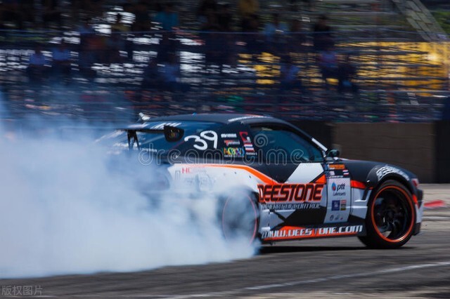 漂移燃油车好还是新能源汽车好？