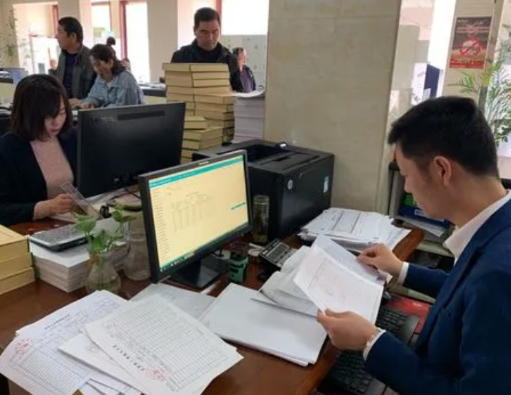 事业单位喜出望外，员工薪资有望上涨，个别地区将补发五个月差额