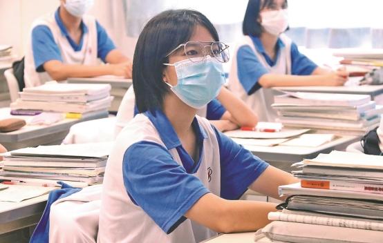 高三的三次模考都没过400分，能考上本科吗？班主任说出心里话