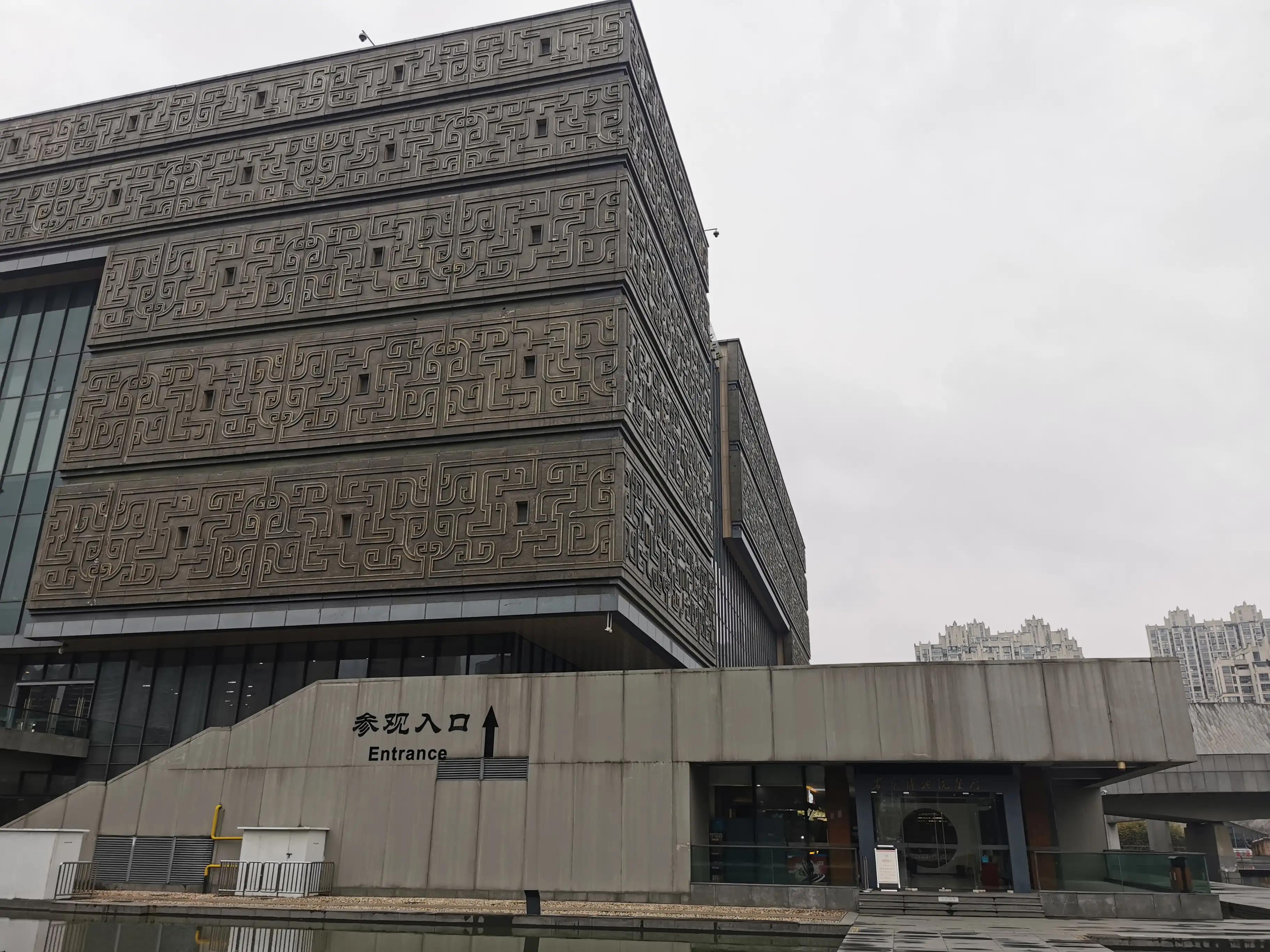 奇珍异宝是一件何其幸运的事情安徽博物院新馆位于安徽省合肥市怀宁路