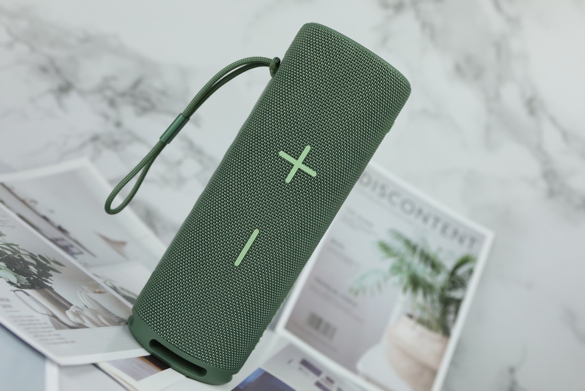 帝瓦雷戶外音響還帶智能語(yǔ)音助手，華為sound joy這配置香嗎？