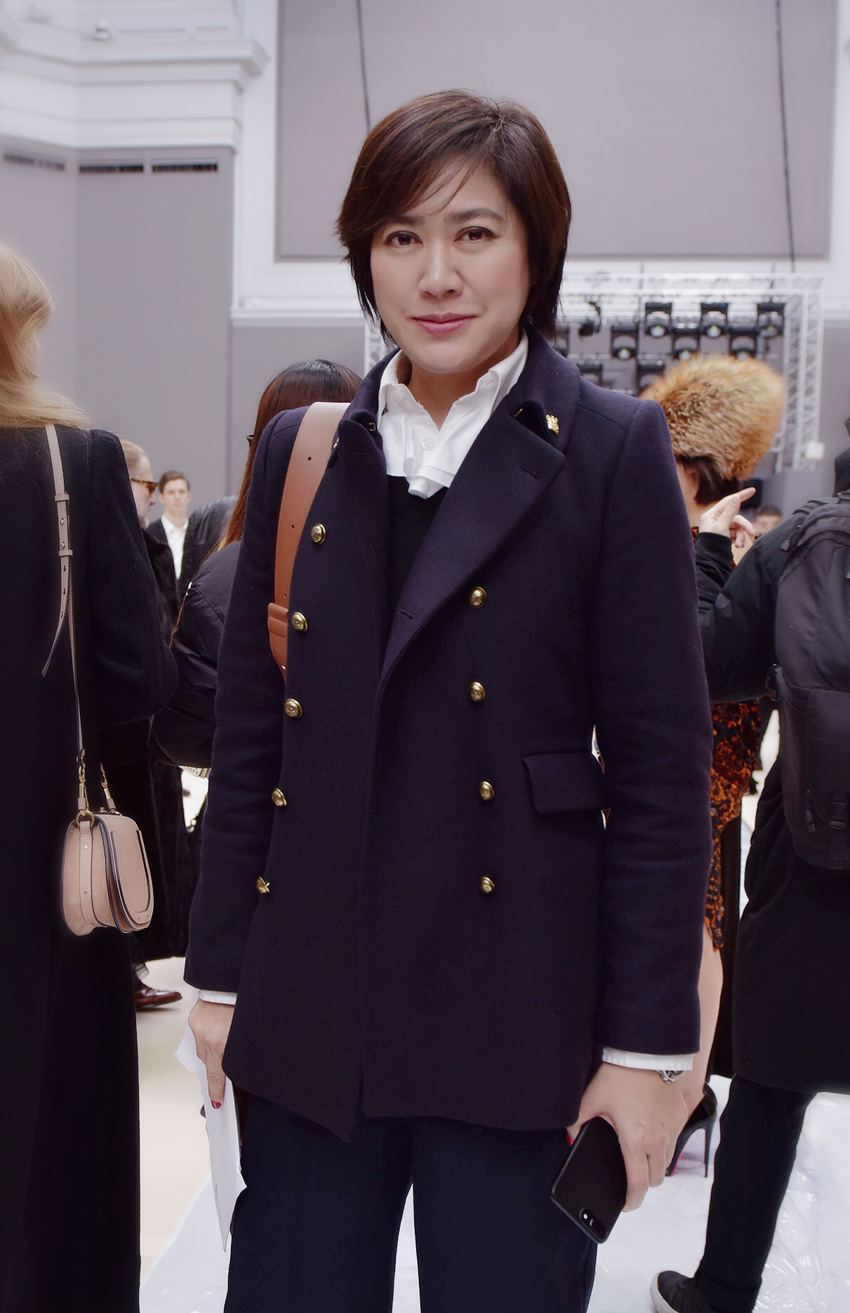 Angelababy:小嫩模变成大明星,4年赚12亿,黄晓明为她做了嫁衣