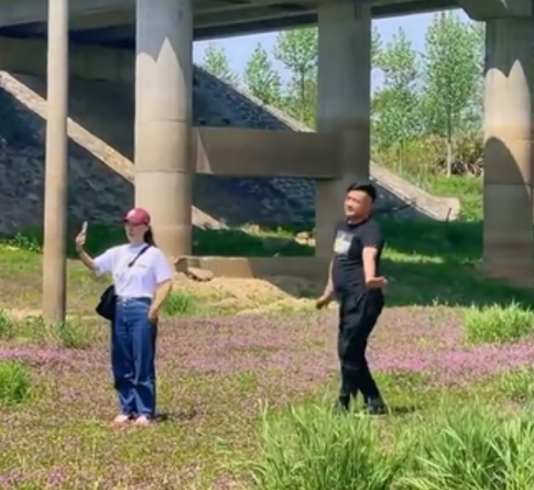 赵丽颖和大勋这事一上热搜，杨幂和刘恺威离婚那事果然也跟着上了