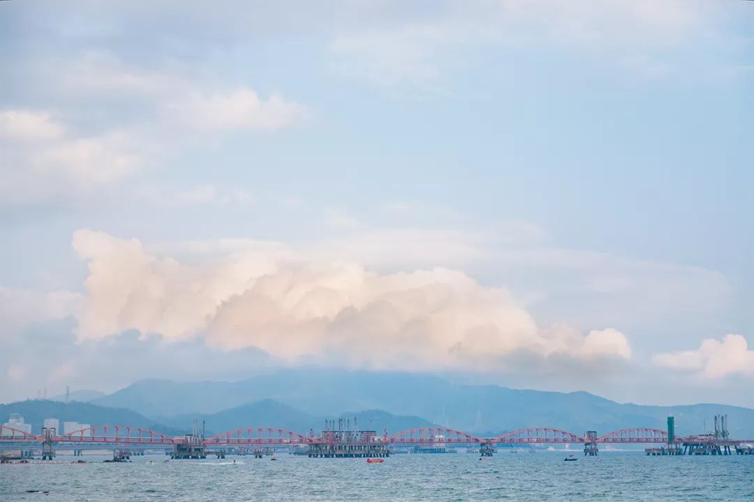 深圳最美的海——玫瑰海岸，情侣打卡的好去处，太浪漫太美了