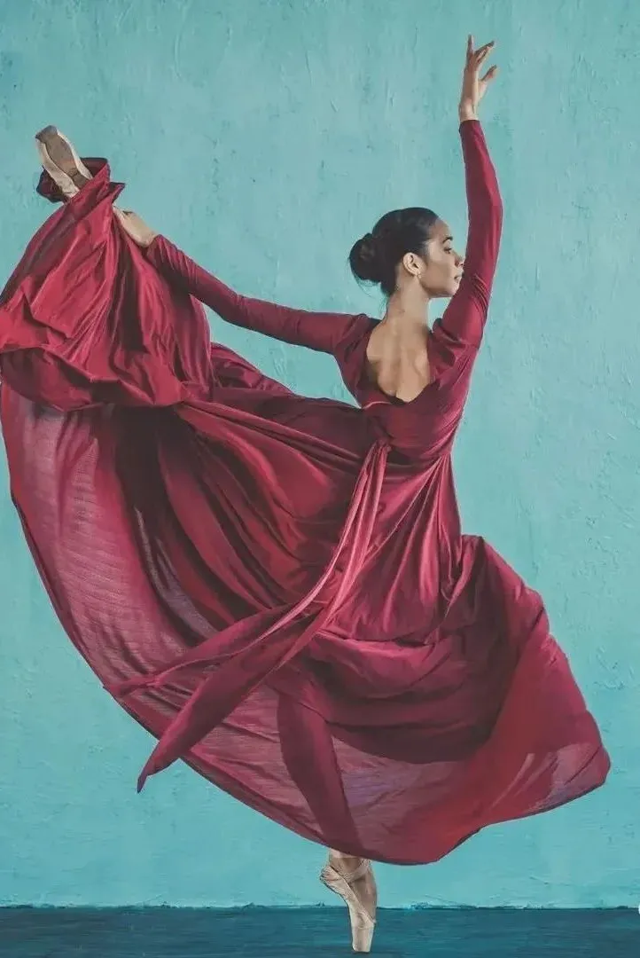 精美图片：人体摄影艺术，舞蹈的灵动之美