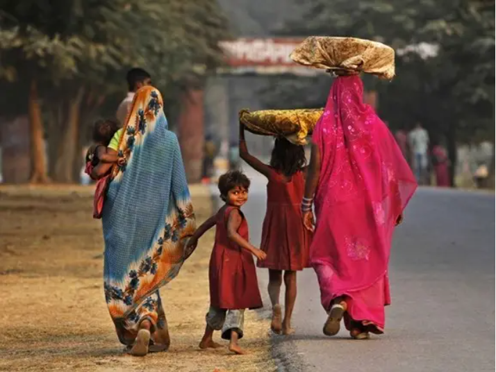 被父亲杀、被丈夫杀，都21世纪了，为何印度女性处境仍如此凄惨？