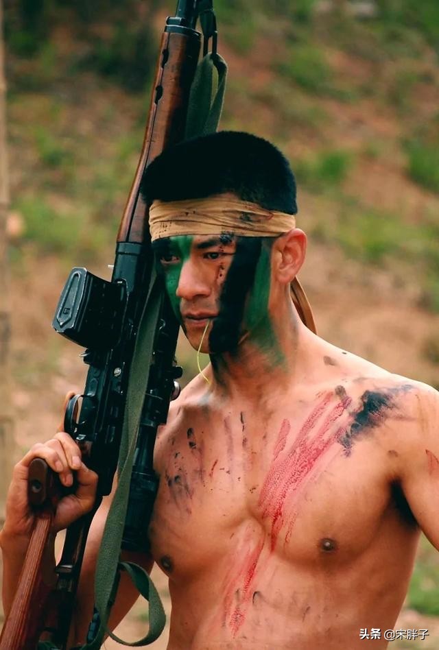 傅程鹏领衔，《我是特种兵》“残部”悄然承包了军事题材网大