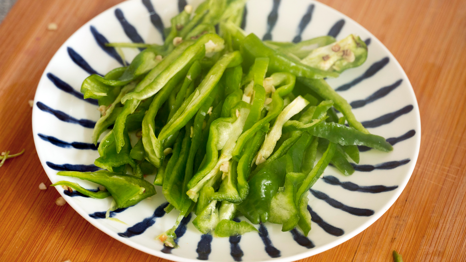 茄子的7种家常做法，好吃又下饭，比大鱼大肉还解馋，一周不重样