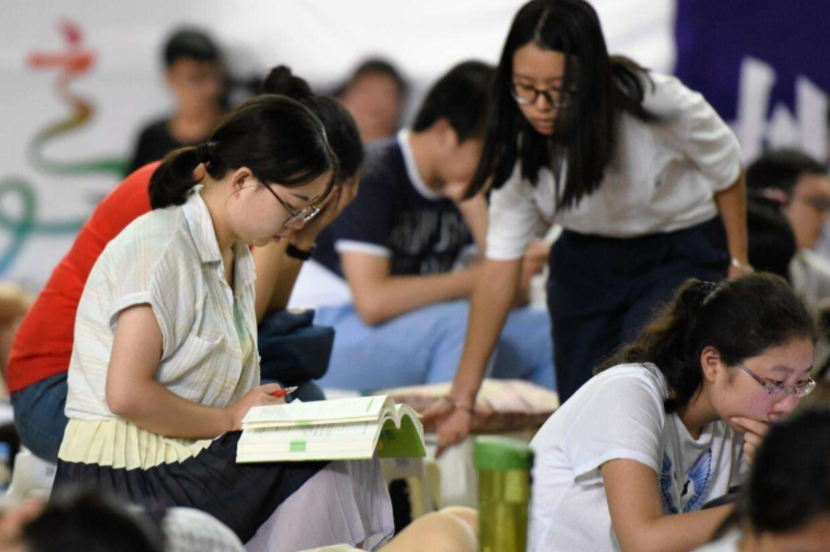 吃亏后才恍然大悟，民办本科和公办专科差距明显，文凭只是其一