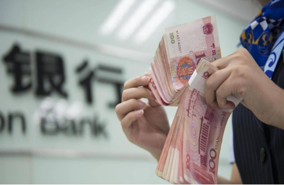 在中国有100万存款，算什么水平？银行员工“直言不讳”