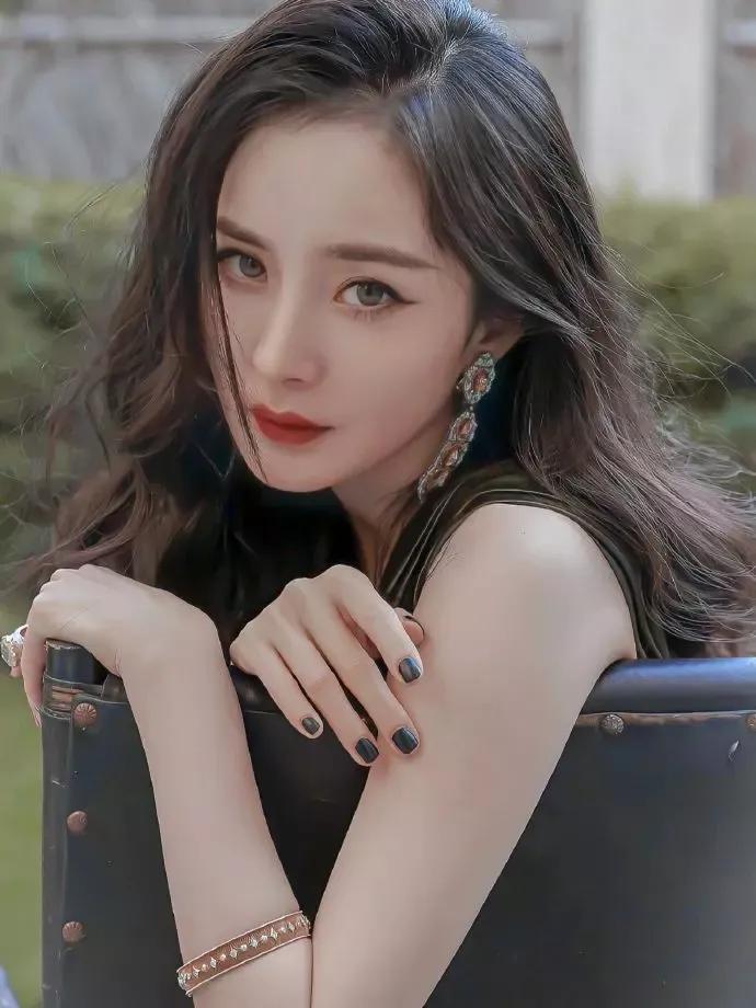 这样的杨幂谁能不爱