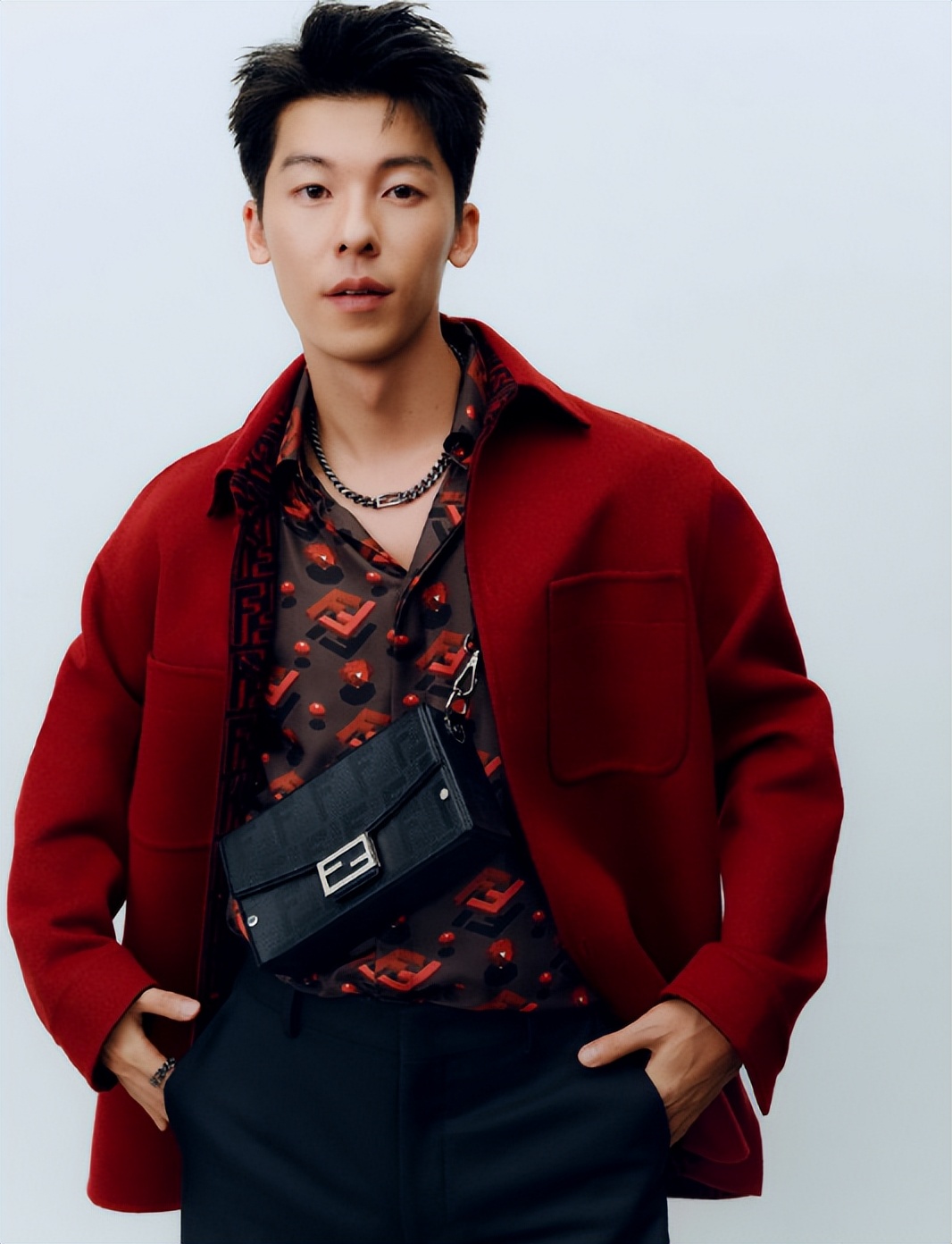 宋祖儿许光汉同框，共同演绎全新七夕大片，夏日浪漫心动