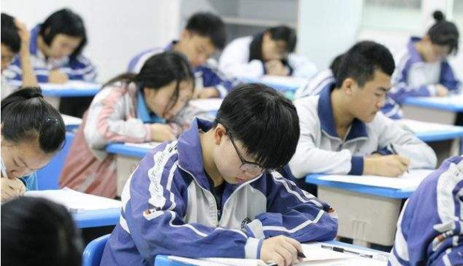 高考成绩不理想？这几所大学适合“捡漏”，准高考生们可别错过