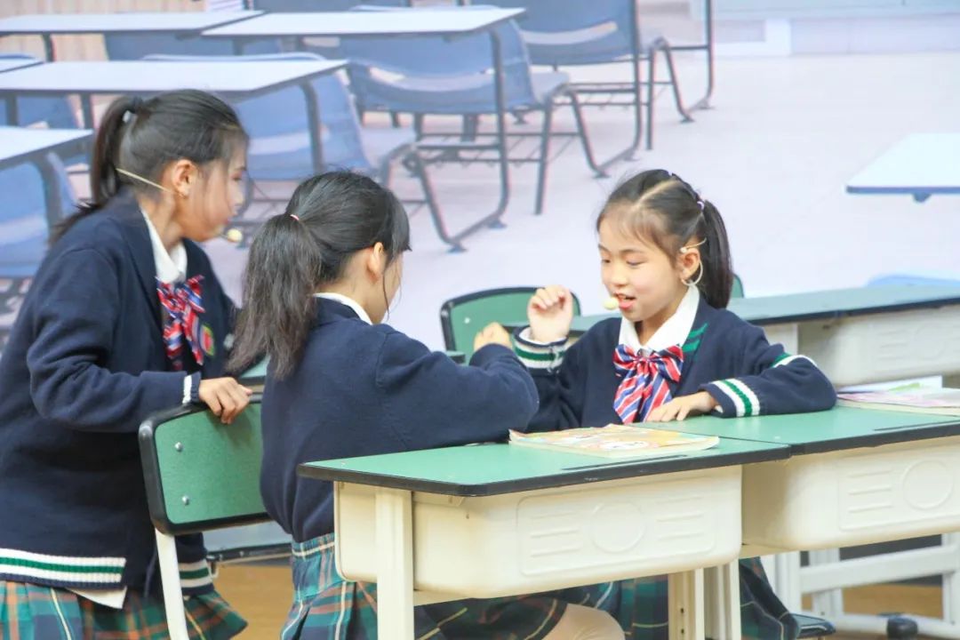 花田花绽，阅读悦心｜双流区黄甲小学举行读书节之阅读表演赛