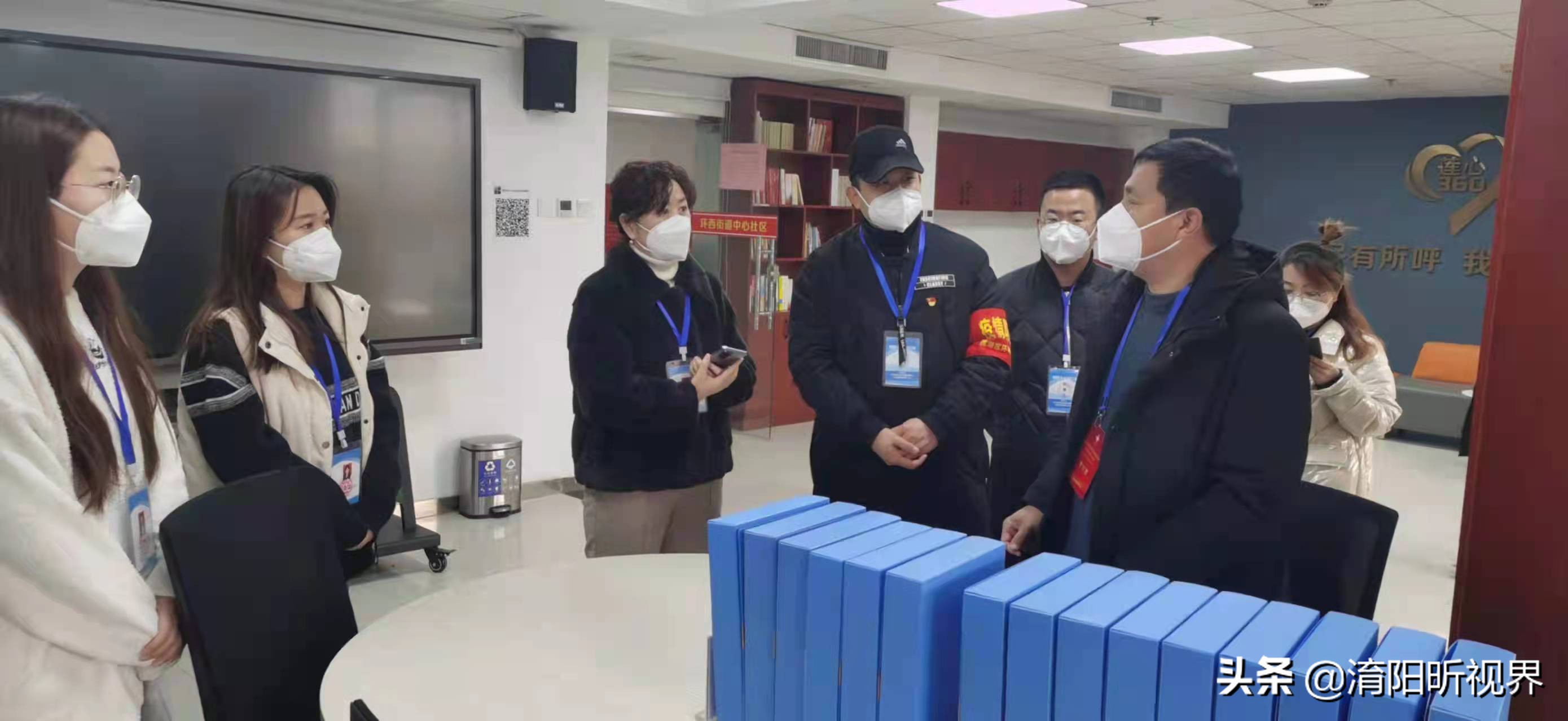 ���������г������������ط���һ�ߵ�����������