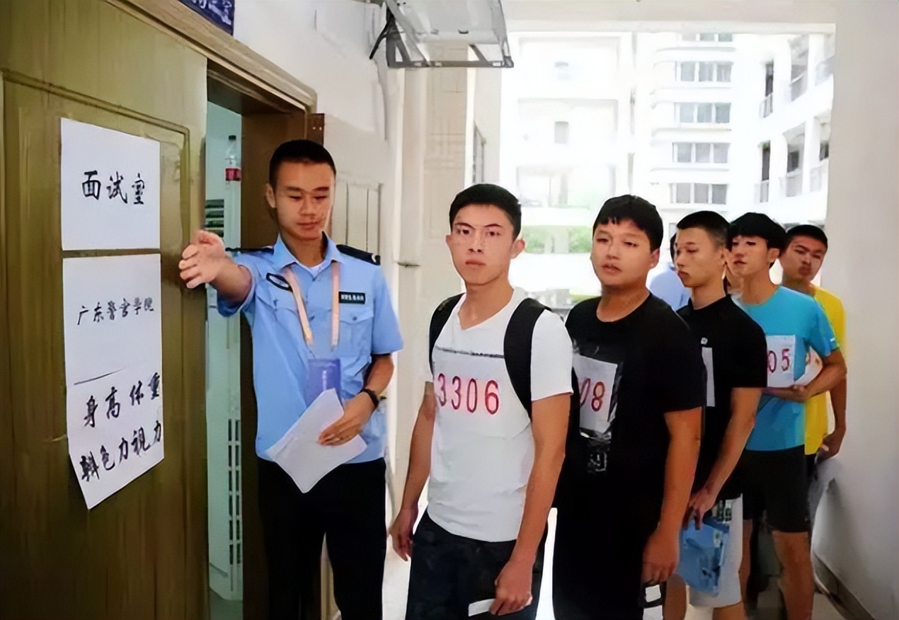 2022警校招生有调整，政审不再查三代，想考警校的学生有福了