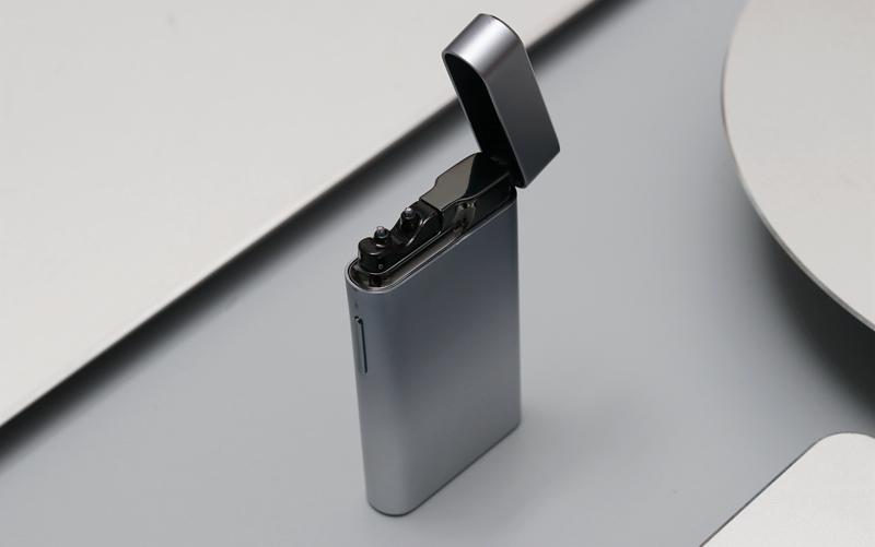 极蜂等离子电弧打火机体验：不用充气，可以重复使用，高端又好用