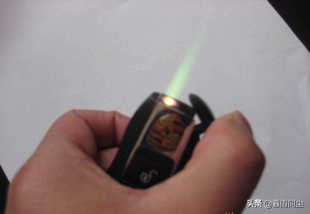 你知道4種類型的生存打火機嗎？選擇戶外打火機要注意這6個特性
