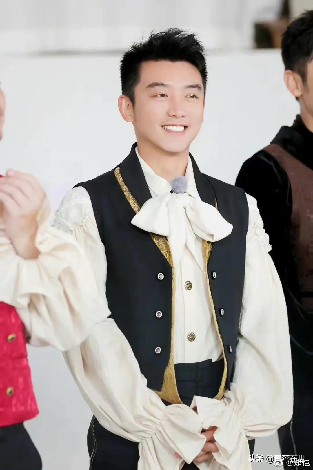 郑凯颜值重回巅峰啊