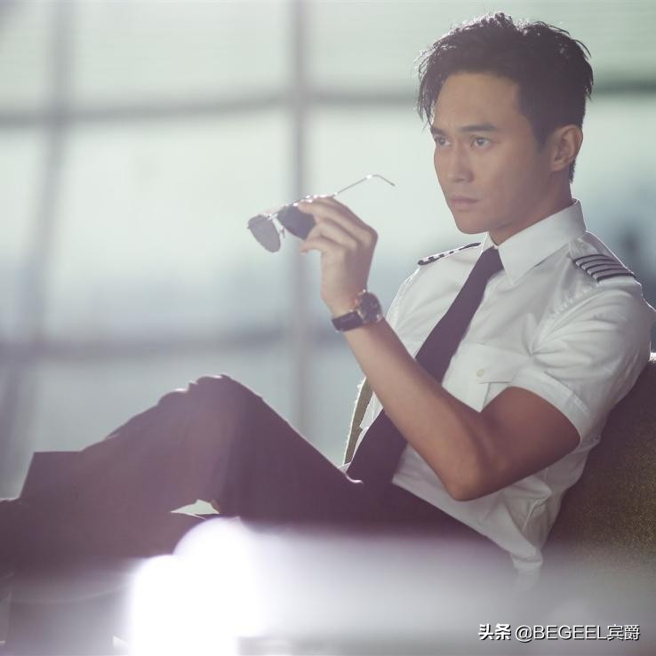 王菲那么爱他不是没道理！看他的手表，就知道处女座的男人情商高