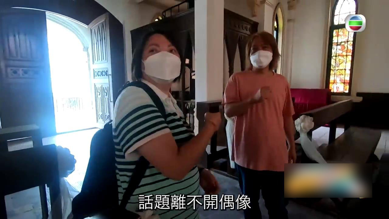 刘德华女粉30年后重上TVB节目，自侃当年幼稚很傻，但仍喜欢华仔