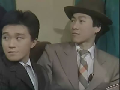 80年代参演20部剧，在TVB他跑了10年龙套，离开后夺得7次影帝提名