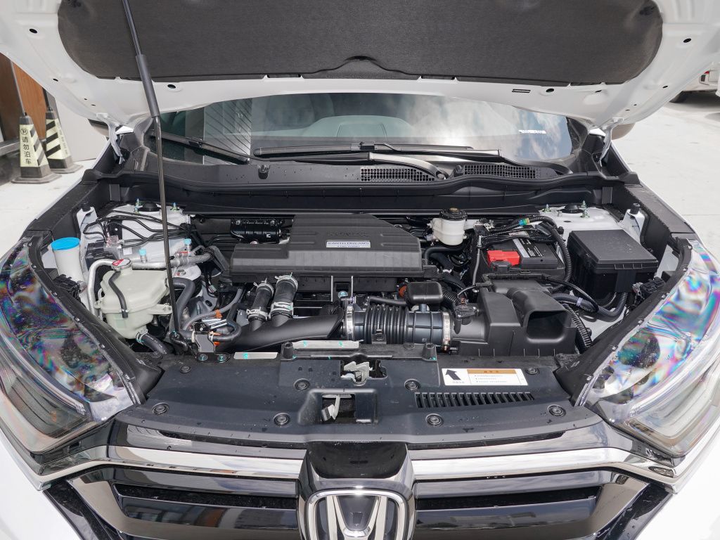 最低油耗才3.9L？這5款“省油高手”，油價再漲也敢加滿