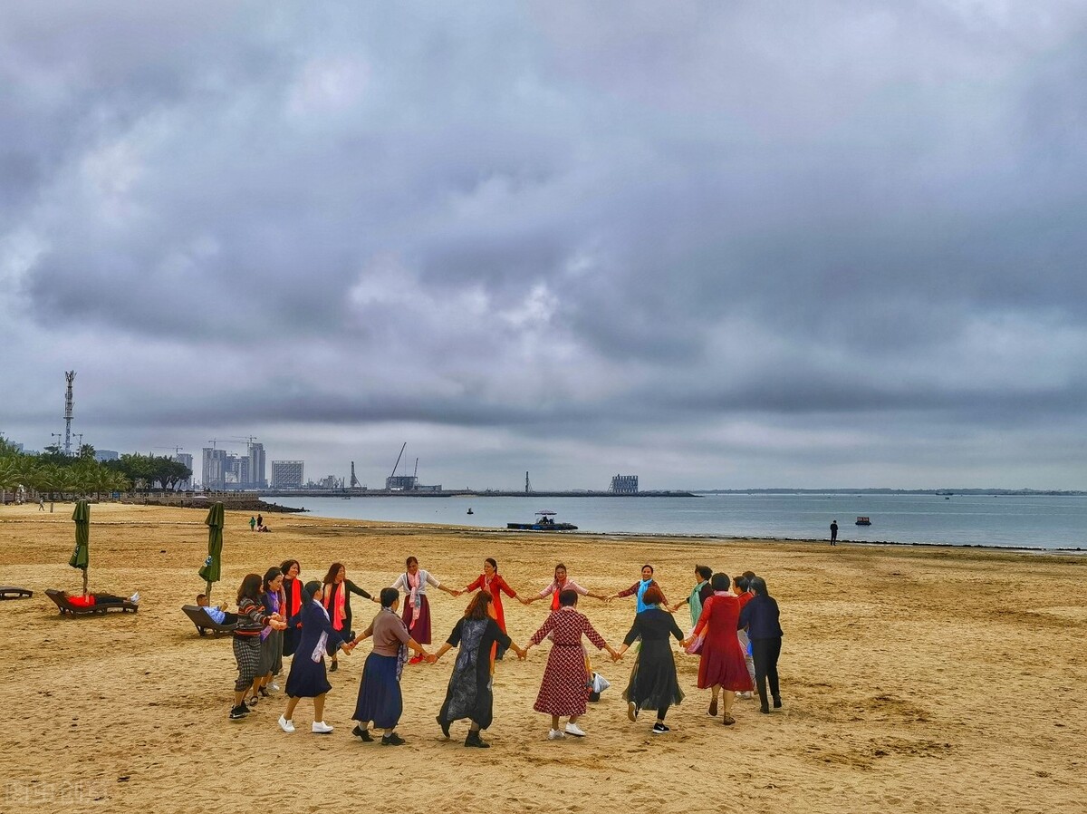 留枯荷，再听雨声～王心凌演唱经典歌曲浪姐三公所感