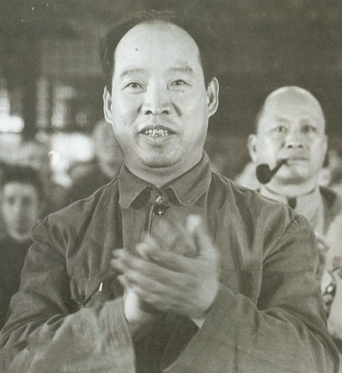 东北民主联军成立，罗荣桓是第二政委，第一政委是谁？