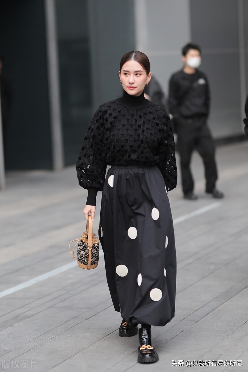 富家千金何超莲