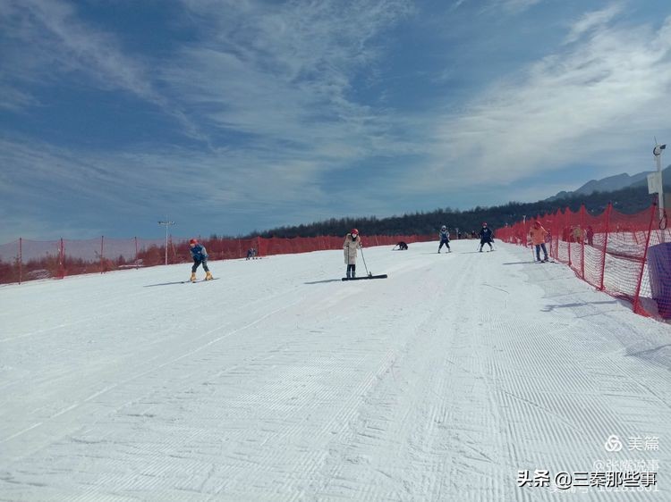 扶风县都有哪些奥运会体育项目(扶风县第二初中“走上冰雪•滑向冬奥”冰雪研学活动纪实)