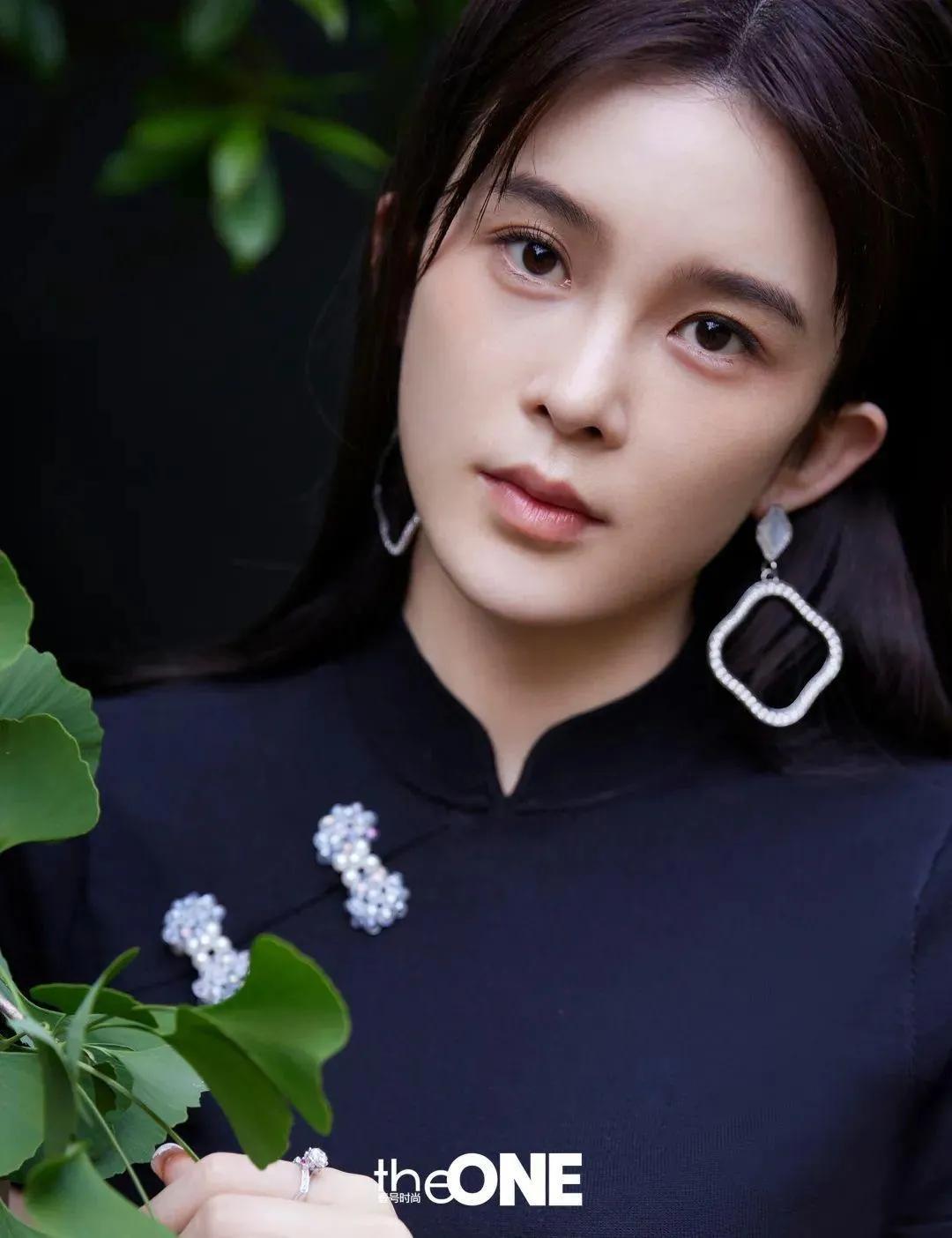 赵樱子初夏气质大片