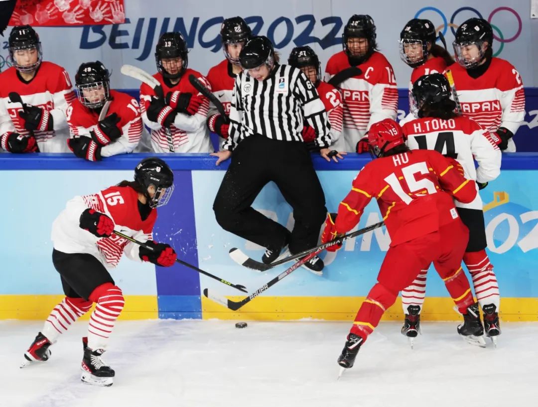 奥运会体育表演包括哪些项目(盛夏,到奥林匹克塔看中国冰雪运动摄影大