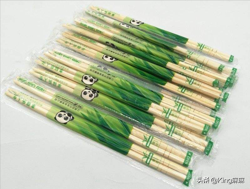 买筷子时，“木筷、竹筷、合金筷”哪种更好？为了健康，搞懂再买