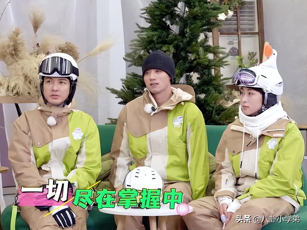 “冻龄男神”都是假的！脸肿僵硬、笑不出来，不服老是真的不行