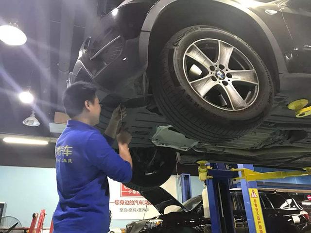 汽车6-8万公里就应该大保养，4个项目很重要，包括更换变速箱油