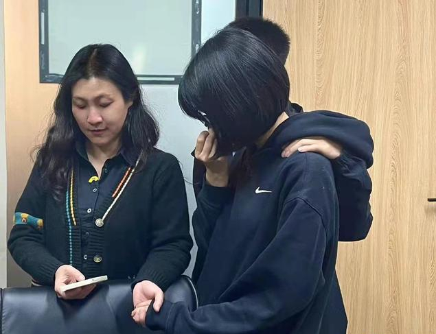 “那是你亲爹，没事的！”河南15岁女孩被生父性侵！12年后讨公道
