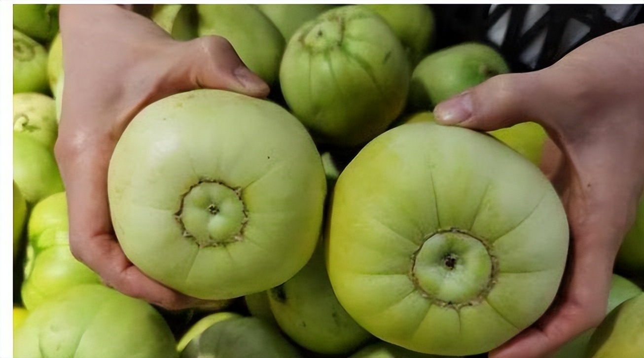 进入夏天后不想做黄脸婆，不妨多吃这4种食物，润肤美颜、气色好